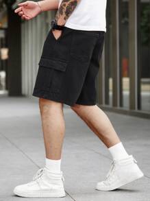 Manfinity Homme 男款寬鬆版式字母拼布翻蓋口袋牛仔短褲，純色黑色時尚街頭饒舌風格外出穿搭 - 黑色 - 查看 7