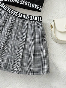 嬰兒字母織帶POLO衫和格紋百褶半身裙