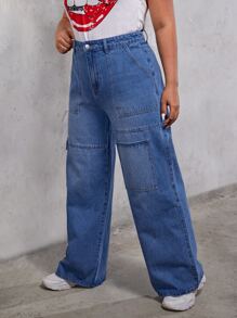 SHEIN Plus Flap Pocket Cargo Jeans - Medium Wash - View 4
