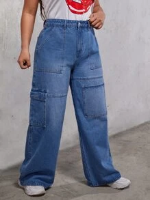 SHEIN Plus Flap Pocket Cargo Jeans - Medium Wash - View 5