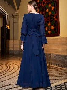 Layrah 凸花蕾絲貼花超長土耳其長衫連衣裙