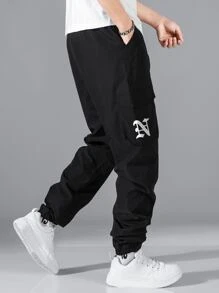 Manfinity Hypemode Men Letter Graphic Flap Pocket Drawstring Waist Cargo Trousers - Black - View 2