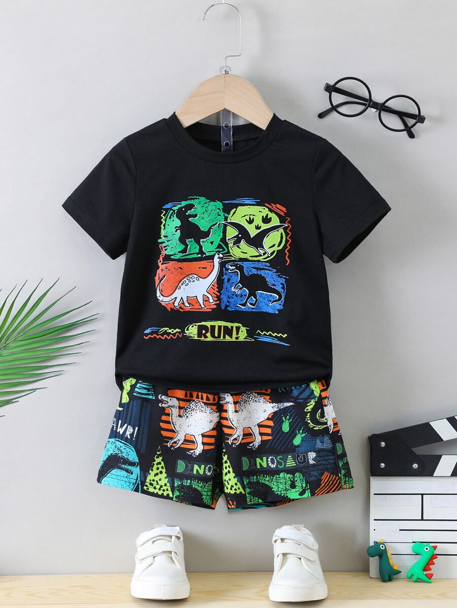 SHEIN 男小童黑色恐龍和字母圖案休閒短袖T恤和短褲套裝適合夏天 - 黑色 - 查看 1