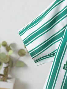 SHEIN Bộ thời trang bé trai Túi Nút phía trước Lá thư Sọc Giải trí - Nhiều màu - Xem 3