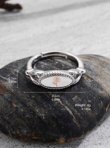 Anillo con diseño de oval