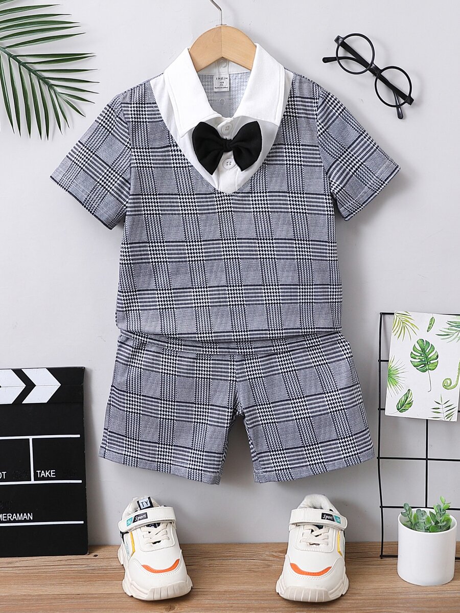 小男童格紋前蝴蝶結POLO衫和短褲