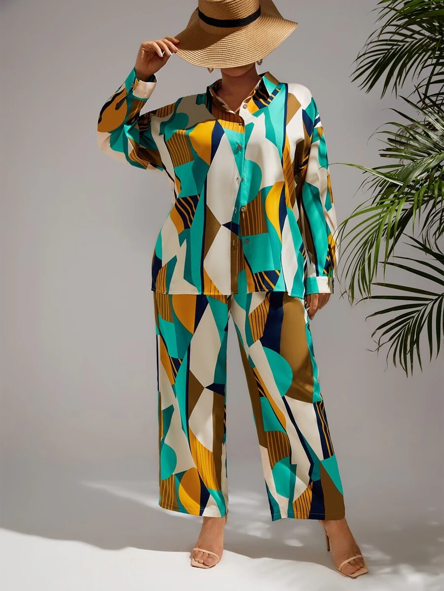 SHEIN VCAY Plus Geo Print Batwing Sleeve Top & Trousers - Multicolor - View 1