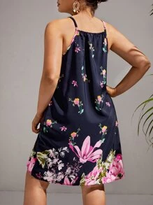 SHEIN VCAY Plus Floral Print Cutout Halter Neck Dress - Navy Blue - View 2