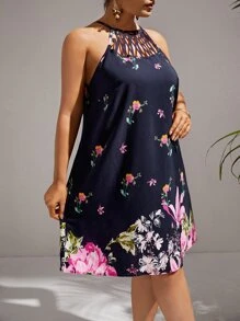 SHEIN VCAY Plus Floral Print Cutout Halter Neck Dress - Navy Blue - View 4