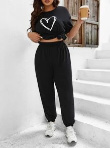 Calvaya Plus Heart Print Tee & Joggers - Black - View 6