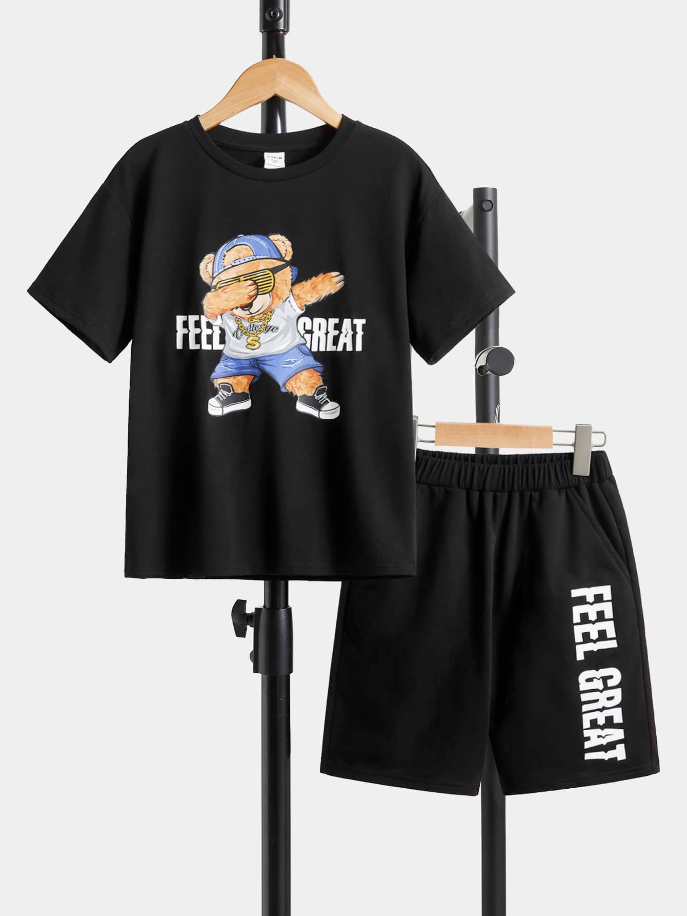 SHEIN 男孩熊和字母圖案T恤和短褲 - 黑色 - 查看 1