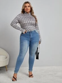 SHEIN Unity Plus Letter Graphic Mock Neck Tee