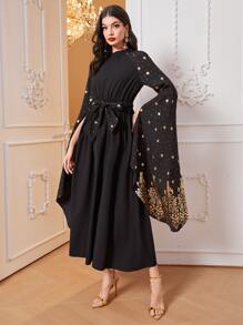 Al Najma 燙金和植物圖案開衩袖繫腰帶連衣裙 - 黑色 - 查看 1