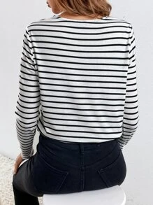 SHEIN Frenchy Áo thun nữ Thêu Tim Sọc Giải trí - Đen và trắng - Xem 7