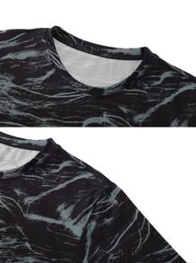 男士弧形下擺滿版印花T恤 - 彩色 - 查看 6