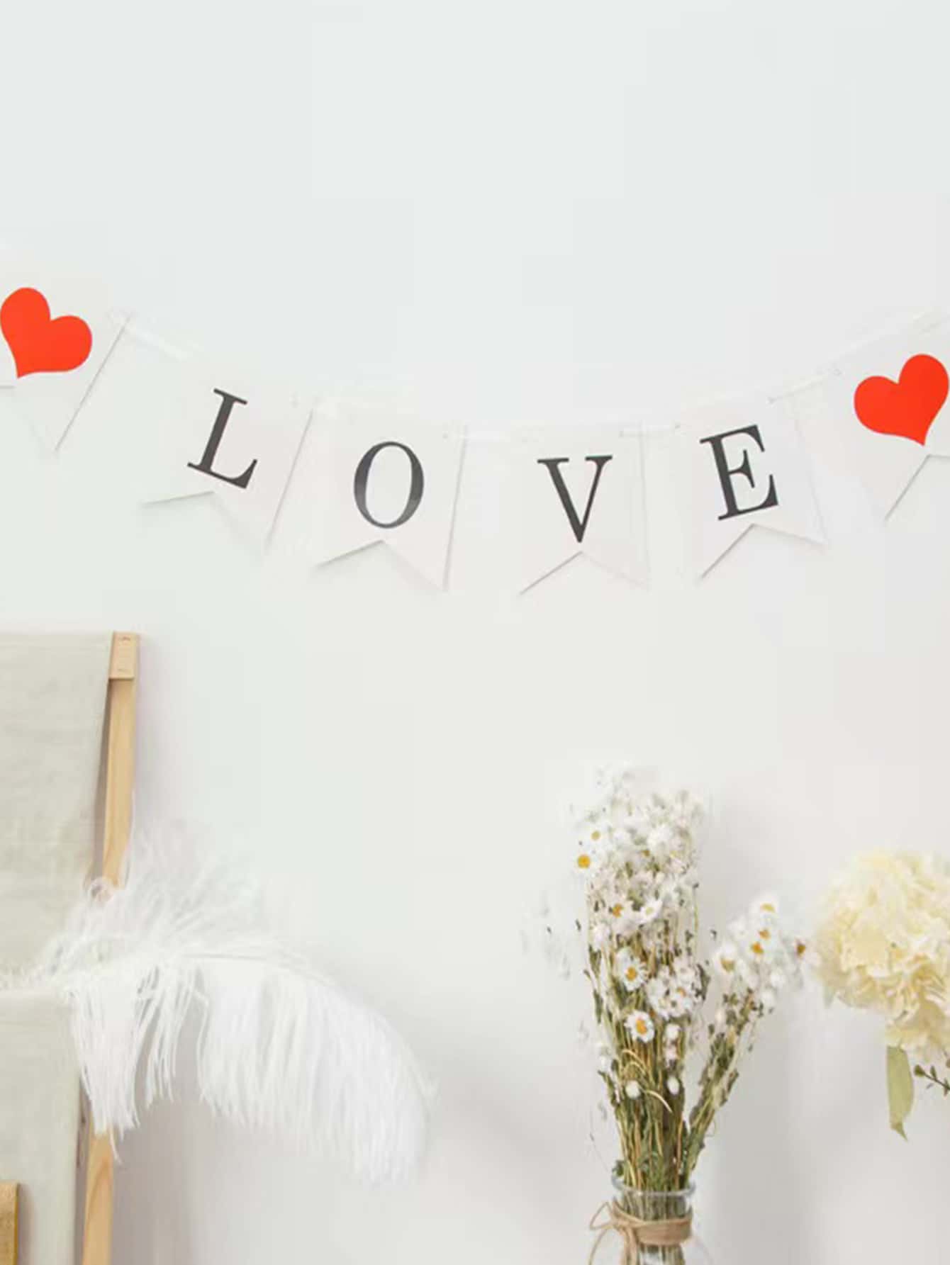 1pc Heart & Letter Graphic Decorative Pull Flag - Multicolor - View 1