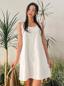 DAZY Chất rắn Không tay Váy ba lỗ - trắng - Xem 7