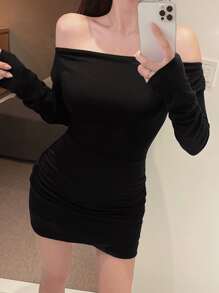 DAZY Đầm ôm body Bardot trơn, Đầm ngắn hở vai - màu đen - Xem 5