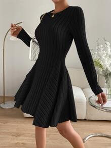 SHEIN Essnce 螺紋針織喇叭下擺洋裝 - 黑色 - 查看 4