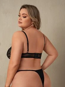 Plus Floral Lace Scallop Trim Underwire Lingerie Set - Black - View 2