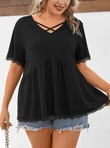SHEIN LUNE 大碼蕾絲邊前交叉荷葉邊下擺T恤 - 黑色 - 查看 3