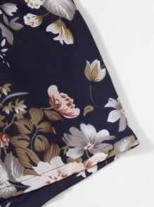 SHEIN VCAY Plus Floral Print Shirred Waist Shorts - Navy Blue - View 5