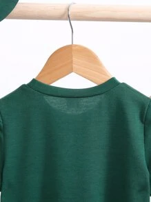 SHEIN 小男童字母圖案連帽T恤和短褲