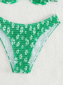 SHEIN Swim Summer Beach Floral Smocked Underwire Bikini Set - Green - View 5