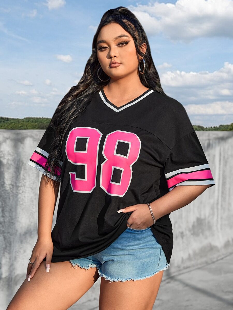 SHEIN EZwear Camiseta de béisbol de manga corta con hombros caídos, con rayas y estampado de número, para verano - Negro - Ver 1