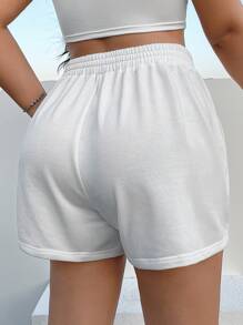 SHEIN EZwear 大碼字母人物圖案短褲 - 白色 - 查看 2