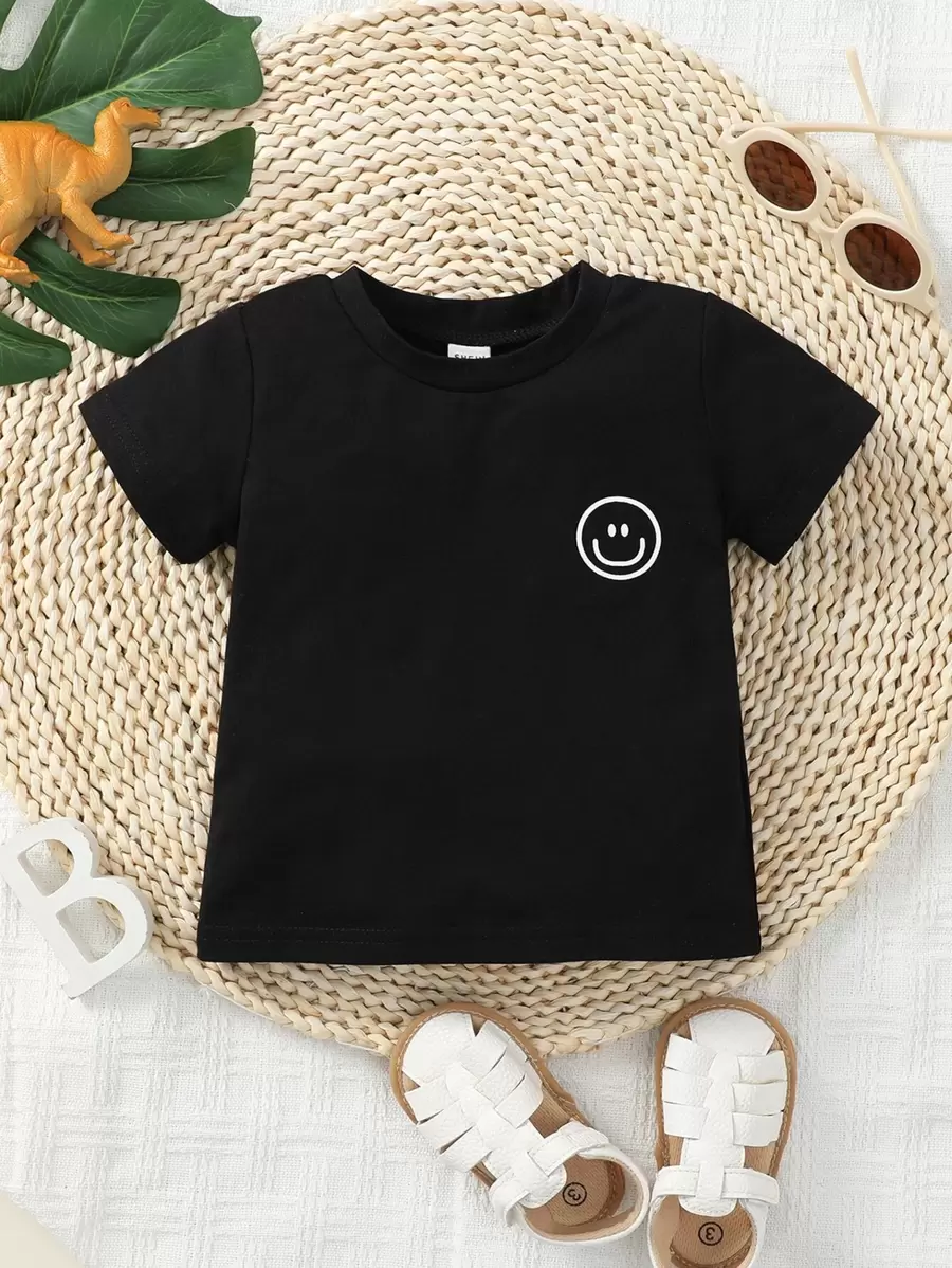男嬰卡通臉圖案T恤