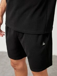 GENTILAND 男士字母圖案貼布細節T恤和運動短褲 - 黑色 - 查看 4