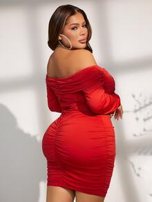 SHEIN SXY Vestido ajustado de hombros descubiertos fruncido - Rojo - Ver 2