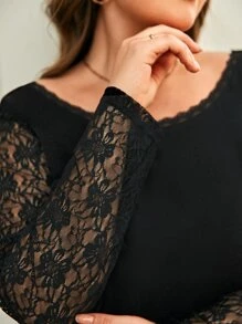 SHEIN Frenchy Plus Contrast Lace Button Back Tee - Black - View 2