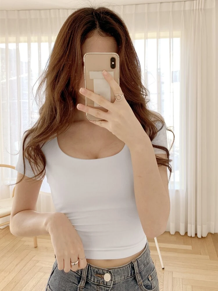 Solid Scoop Neck Crop Tee Summer