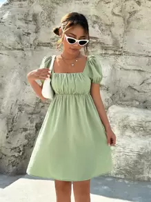 SHEIN EZwear 女士纯色方领荷叶边短泡泡袖百搭娃娃裙