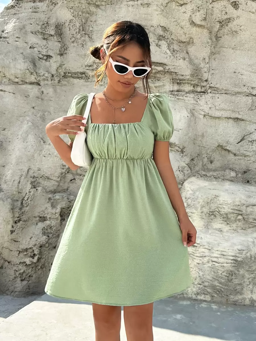 SHEIN EZwear 女士纯色方领荷叶边短泡泡袖百搭娃娃裙