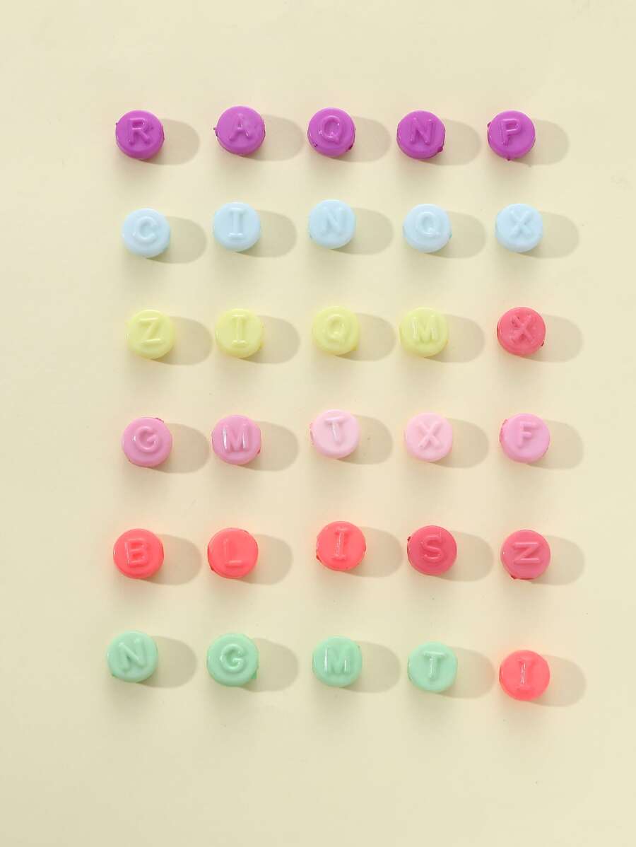 36 piezas al azar con letra DIY cuenta