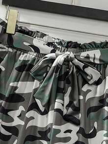 SHEIN LUNE Plus Camo Print Belted Shorts - Multicolor - View 5