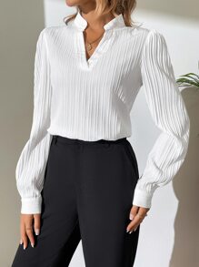 SHEIN Tall Solid Notched Neck Plisse Blouse - White - View 4