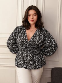 SHEIN LUNE Plus Ditsy Floral Print Lantern Sleeve Blouse - Black and White - View 3