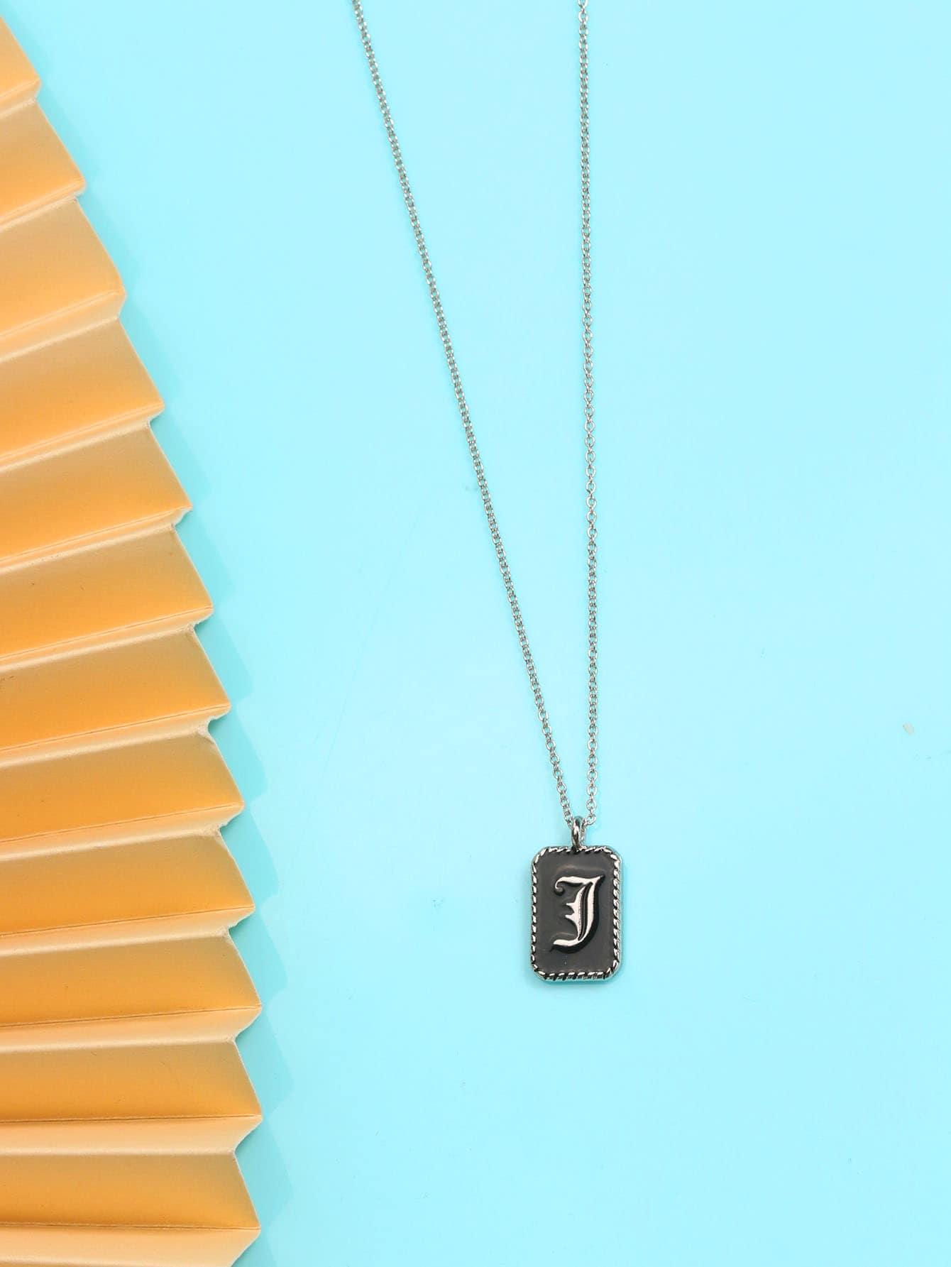 Letter Detail Geometric Pendant Necklace - Black - View 1