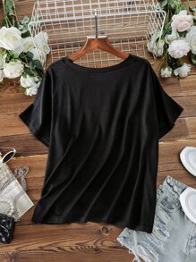 SHEIN LUNE Plus Heart and Letter Graphic Tee - Black - View 2