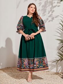 Mulvari Plus Floral Print Notched Neck Belted Dress - Dark Green - View 3