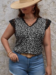 SHEIN Frenchy Plus Ditsy Floral Contrast Embroidery Mesh Tie Back Blouse - Black and White - View 2