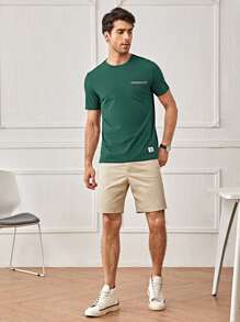 Manfinity VCAY Men Letter Patched Pocket Front Tee - Dark Green - View 4