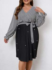 SHEIN LUNE Vestido con cinturón con estampado de rayas con cuenta de perla - Blanco y Negro - Ver 3