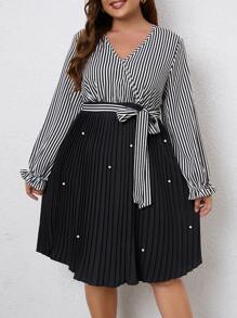 SHEIN LUNE Vestido con cinturón con estampado de rayas con cuenta de perla - Blanco y Negro - Ver 4