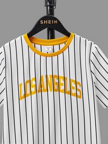 SHEIN 男孩條紋和字母圖案T恤