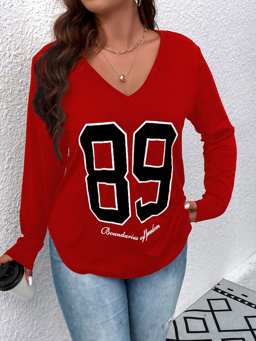 SHEIN LUNE Plus Letter Graphic V Neck Tee - Red - View 1